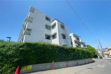 ファミネス宮崎台の外観（南東側から）