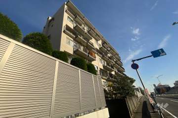 鷺沼ハイライズの外観（南西側から）