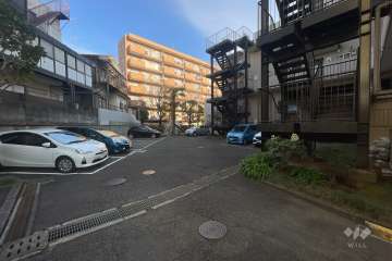 敷地内駐車場（屋外平面式）　