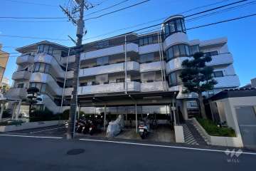 コルネージュ宮前の外観（北側から）