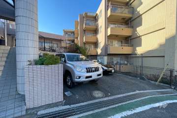 敷地内駐車場（屋外平面式）