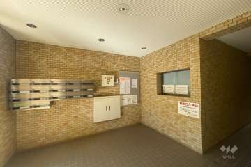 エントランス内集合ポスト