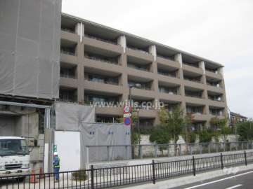 レゾネア芦屋翠ヶ丘の外観（南西側から）