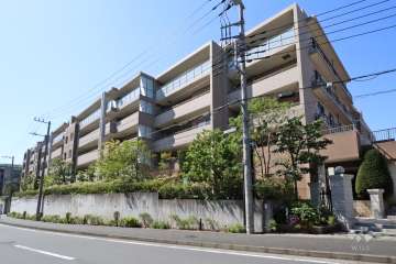 ドレッセ美しの森セントヴェールイーストヒルの外観(北東側から)