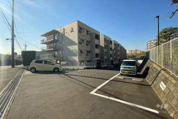 宮前平パームハウスＡ棟の外観（北東側から）