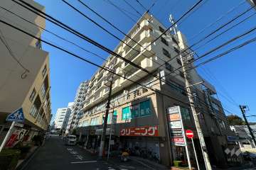 ラポール宮前平の外観（南側から）