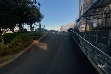 駐車場の出入り口