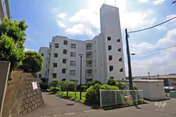 東急ドエル宮前平ビレジＢ棟の外観(北側から)