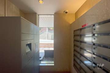 宅配ボックスと共用ポスト　