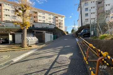 敷地南西側の前面道路　