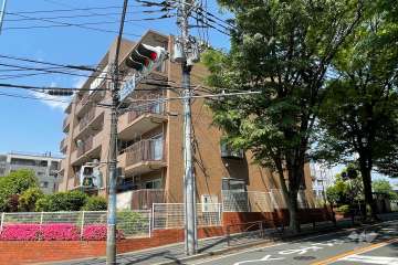 宮崎台ローザの外観（東側から）