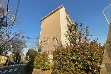 宮前平グリーンハイツ41号棟の外観（南側から）