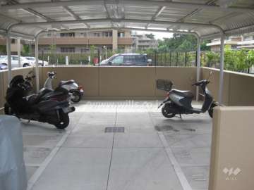 バイク置き場