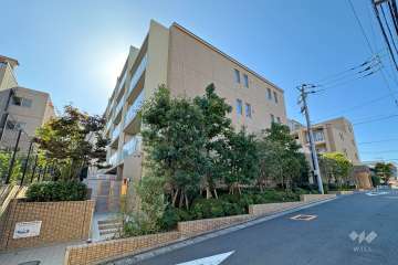 ザ・パークハウス宮前平の外観（北東側から）