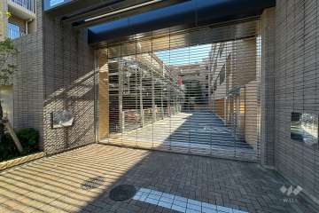 駐車場出入口（リングシャッター付き）