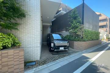 敷地内駐車場（屋外平面式）