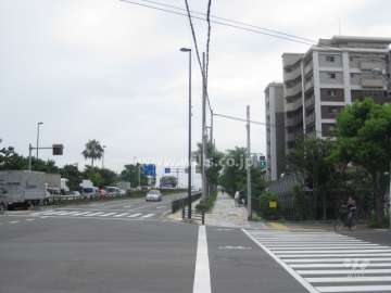 マンション北側の街並み。