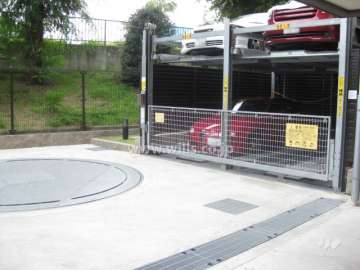 敷地内駐車場