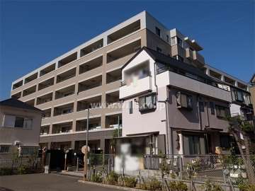 ロイヤル西宮北口センシアの外観（南東側から）