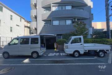 敷地内駐車場（屋外平面式）