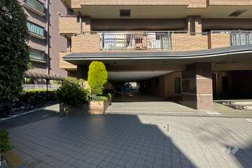 駐車場の出入り口