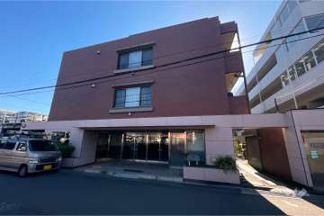 フローレンスパレス久地の外観（北西側から）