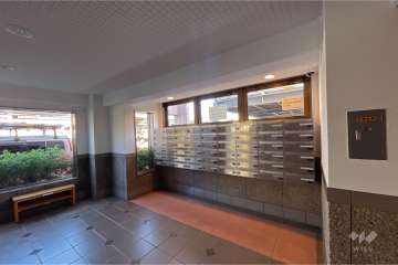 エントランスホール