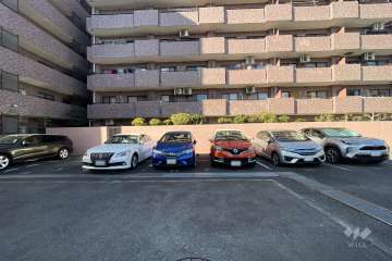 敷地内駐車場（屋外平面式）