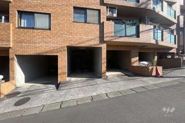 敷地内駐車場（屋内平面式）