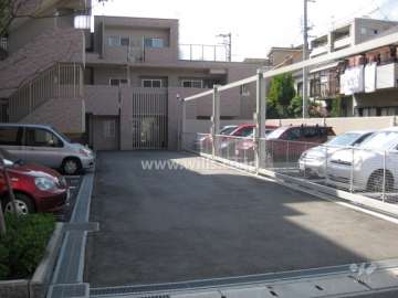 敷地内駐車場