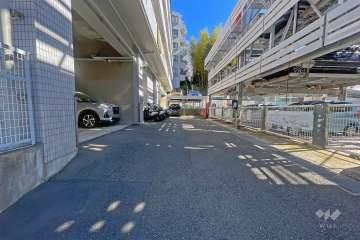 敷地内駐車場（屋外機械式）