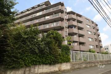 フローレンスパレス多摩川緑地の外観(南東側かわ)