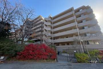 プランヴェール多摩川久地の丘の外観（南西側から）