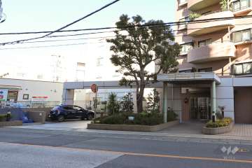駐車場の出入り口
