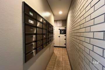 宅配ボックスと共用ポスト