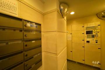 集合ポストと宅配ボックス