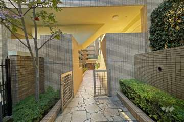 エントランスアプローチ