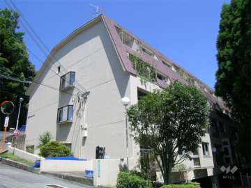 箕面グリーンハイツ2の外観（南側から）