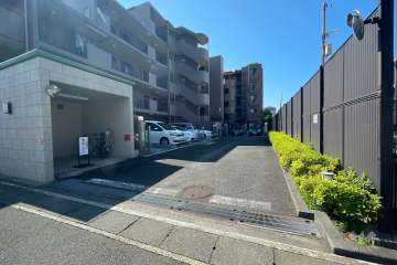 敷地内駐車場（屋外機械式）