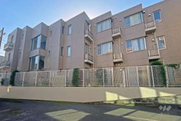 バースシティ溝の口プレミールの外観（北東側から）