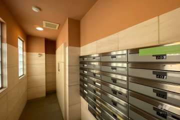 共用ポストと宅配ボックス