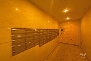 共用ポストと宅配ボックス