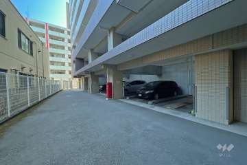 敷地内駐車場（屋内機械式）