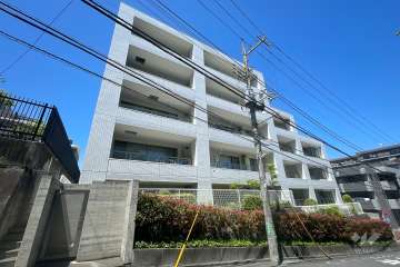 ヴィークコート梶ヶ谷の外観（南東側から）