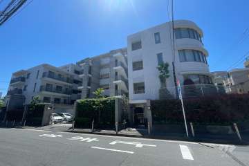 ヴィークコート梶ヶ谷の外観（北側から）