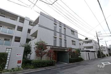 ライオンズステージ武蔵新城の外観（北側から）