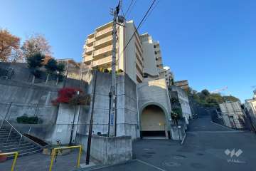 セボンコリネールウエストエールの外観（東側から）