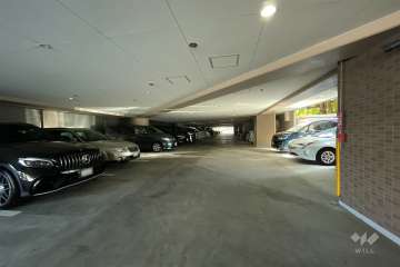 敷地内駐車場（屋内平面式）