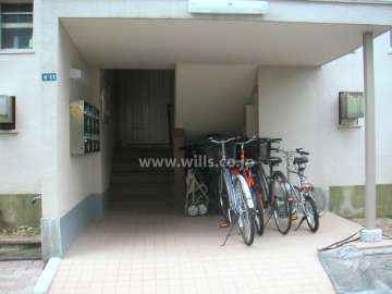 住戸入口（共用ポスト）