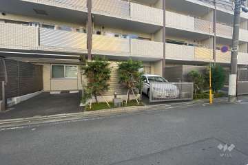 敷地内駐車場（屋外平面式）